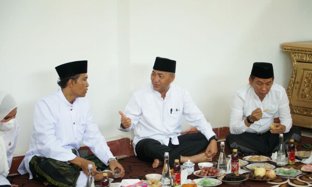 Di haul Khotaman & Akhirussanah Ponpes Muba di Pengasuh Asshiddiqiyah VIII sampaikan asanya soal ini