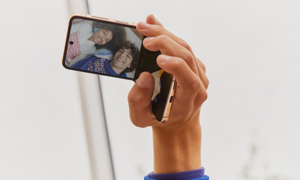 3 pengalaman unik kekinian bagi pengguna, baca keunggulan Smartphone Samsung lipat
