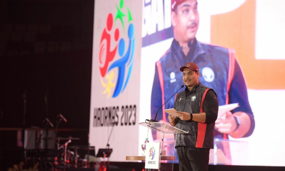 Pukul Bola Voli, Menpora Dito Bareng Menhan Prabowo Subianto Resmikan Puncak Peringatan Haornas 2023