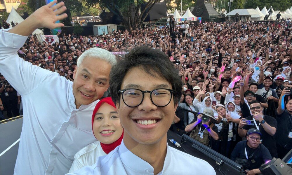 Ganjar Pamit dari Jateng : Jenengan Semua Bagian dari Saya