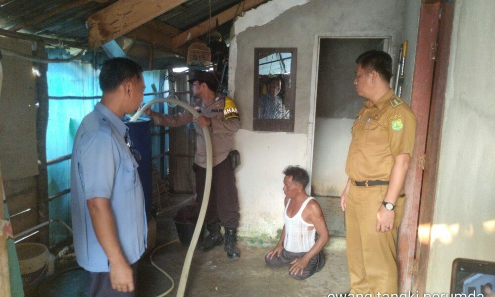 Kemarau, Pemkab Muba Salurkan Bantuan Air Bersih Buat Warga