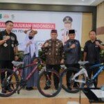 Hari Sumpah Pemuda ke-95, Pemkab Muba Serahkan Bantuan Bagi Wirausaha Muda