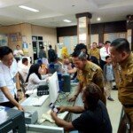 Hari pertama ngantor, Ratu Dewa tepati janji, sidak Disdukcapil hingga kantor Kecamatan Kemuning, apa kesimpulannya !