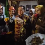Di Sriwijaya Exspo 2024 Nikmati kopi Lahat, Pj Gub Sumsel : “Yang hangat nikmat yang dingin mantap, Kopi Lahat kopi jeme kite gale gale, ”