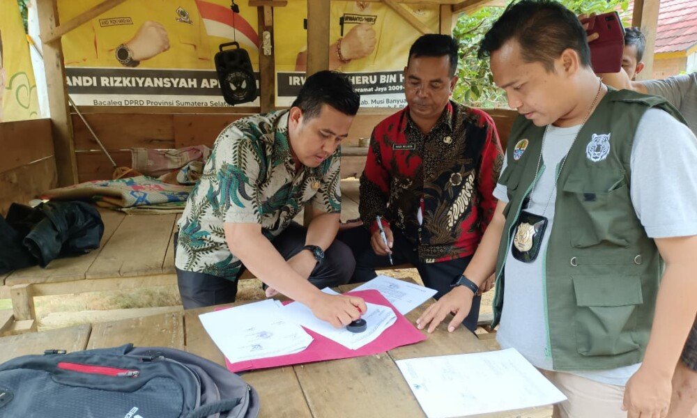 BPBD Muba evakuasi seekor siamang