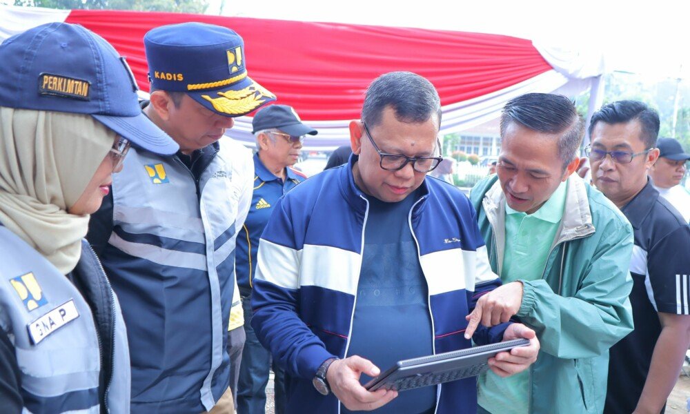 Program “Gotong Royong Jumat Bersih” Diresmikan