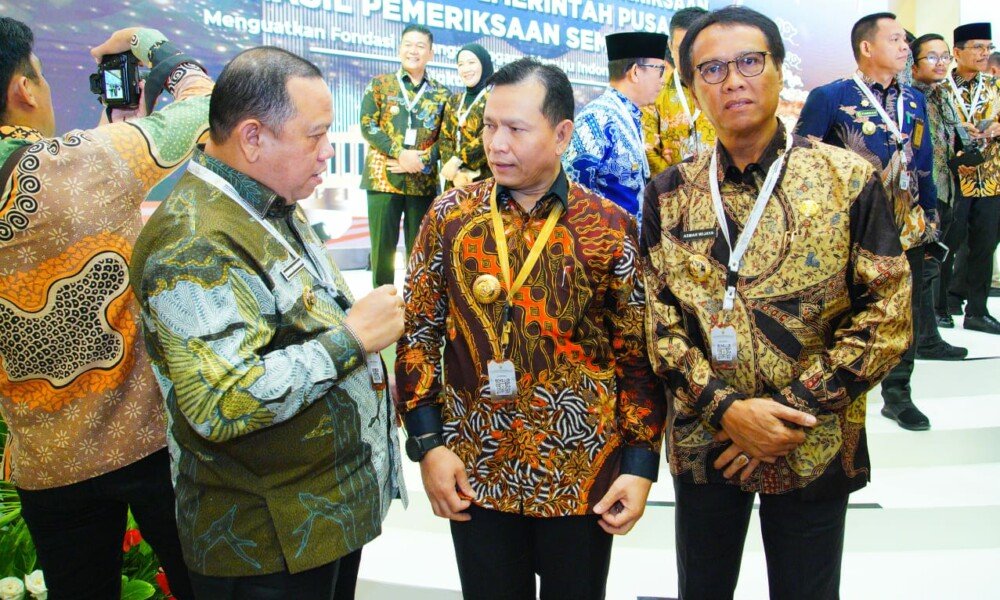 Pj Bupati Sandi Fahlepi Hadiri Penyampaian Hasil Pemeriksaan BPK RI dan Seminar Nasional 