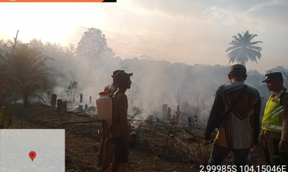 BPBD Muba Berhasil Padamkan Kebakaran Kebun di Desa Tanjung Agung Timur 