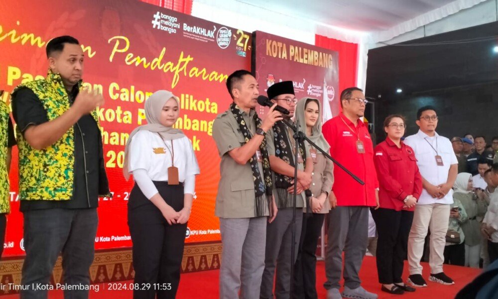 Paslon Walikota Ratu Dewa & Prima Daftar ke KPU Palembang, Singgung Soal Target Air Bersih untuk Masyarakat, Apa Katanya…!