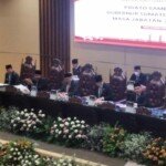 DPRD dengarkan pidato sambutan Gub & Wakil Gub Sumsel : Selamat bertugas !