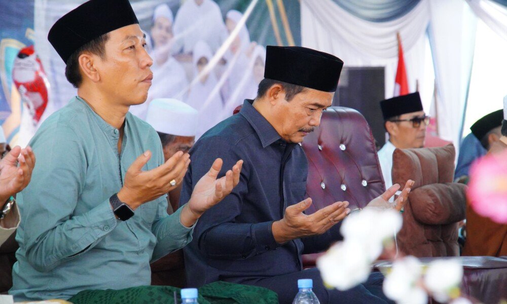 Haul, Hikmah & Hujan Doa di Tengah Lapangan
