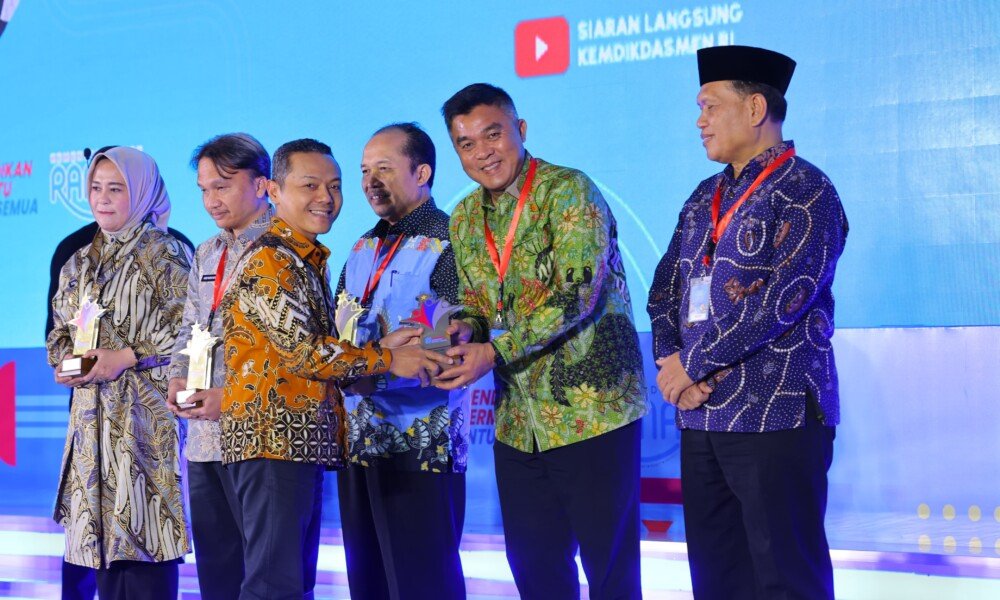 Bukan Sekadar Piagam, Ini Tanda Palembang Lagi Ngguru-ngguru demi Anak Cucu
