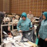 “Ibu-Ibu Jahit, Ekonomi Bangkit!, Dari Mesin Jahit ke Mimpi Besar ala PKK Sumsel, Ada Songket, Cinta & Cerita Lucu di Dalamnya”
