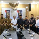 “Demokrasi Kito, Jangan Samo Cak Pempek Tanpa Cuko”