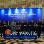 “Bye-bye Dolar? ASEAN Kompak Pakai Uang Sendiri”