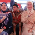 “Dewi Ratu Dewa & Pasukan Emak Penggerak Ekonomi Palembang”