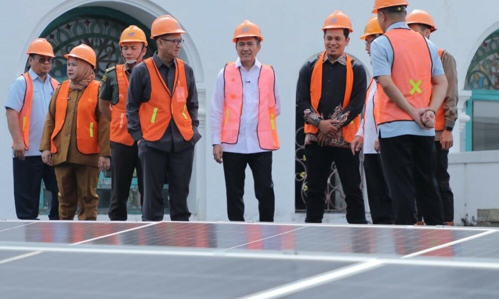 Shalat Sambil Hemat Listrik? Masjid Ini Bisa!