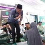 Cik Ujang & KH Anwar Zahid Bikin Sigam Full Jamaah