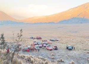 Kebakaran Bromo Padam, tapi Jangan Dulu Datang, TNBTS Masih Ditutup