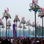 Panjat Pinang Palembang di JSC Makin Menantang, 45 Batang Diperebutkan, Kenapa 5 Dipasang Miring?
