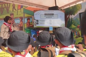 Pramuka Jabar Masuk Dapur Pengolahan Sampah KLH, Lihat Maggot hingga Minyak Jelantah