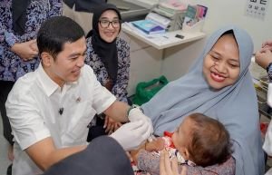 1.000 HPK Anak Bukan Cuma Urusan Ibu, Ayah Juga Punya Peran Penting, Ini yang Harus Dilakukan