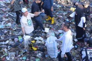 Aksi Peduli Bersih Sungai Jilid II Tak Hanya Bersih-Bersih, Sampah Palembang Capai 1.200 Ton Sehari