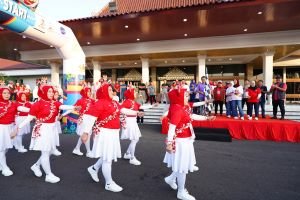 Lomba Gerak Jalan Indah Pemprov Sumsel Meriah, Aksi Kompak Ibu-Ibu OPD Curi Perhatian