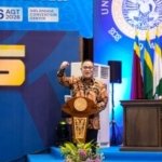 Menteri Jumhur Serukan Peran Aktif Kaum Intelektual Hadapi Krisis Lingkungan
