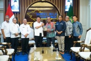 Minyak Rakyat, Nyawa Rakyat, dan Negara yang Tak Boleh Gamang