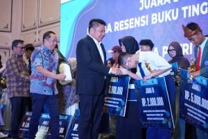 Buku Makin Banyak, Tapi Apakah Kita Makin Cerdas?