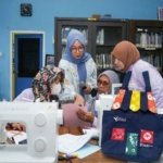 Kampung Sehati Sulap Seragam Bekas Jadi Produk Bernilai, Ibu-Ibu Temukan Peluang Usaha dari Barang Tak Terpakai