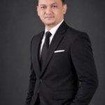 Polemik Syarat Wapres Gibran, Reza Surati DPR RI