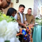 Angkasa Pura Bedah Rumah Warga Palembang, Begini Reaksi Darwati