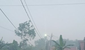 Palembang Belum Cerah, Kabut Asap Bikin Pagi Mendadak Sunyi